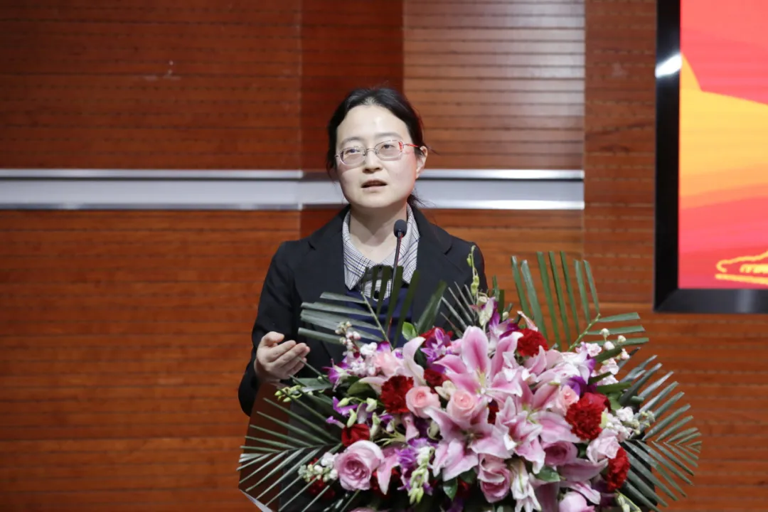 22betway·必威西汉姆联  赵宁宁教授.jpg