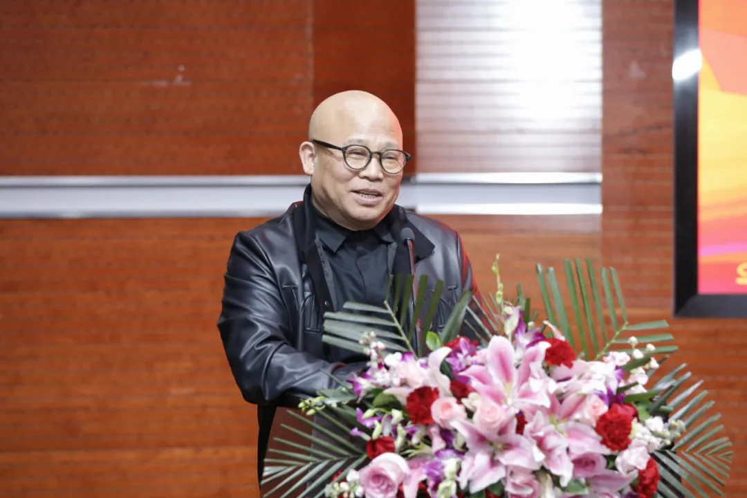 30betway·必威西汉姆联  张柠教授.jpg