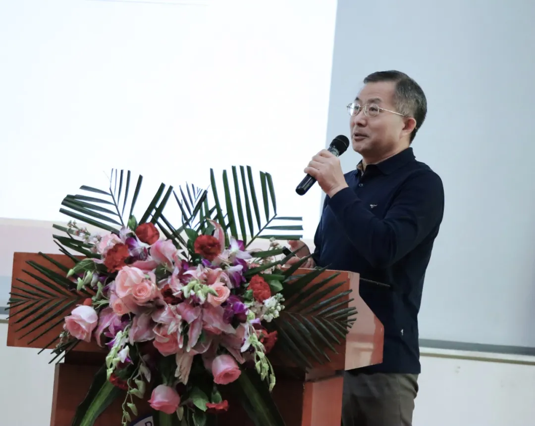 43betway·必威西汉姆联  孙银新教授.jpg