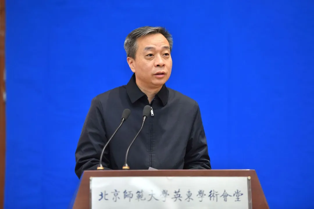 betway·必威西汉姆联副校长 康震.jpg